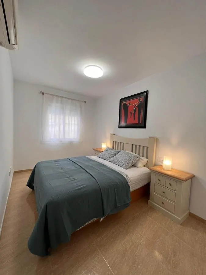 Torremolinos Centro - Beautiful , Newly Renovated 2 Bedroom Apartment Spain
